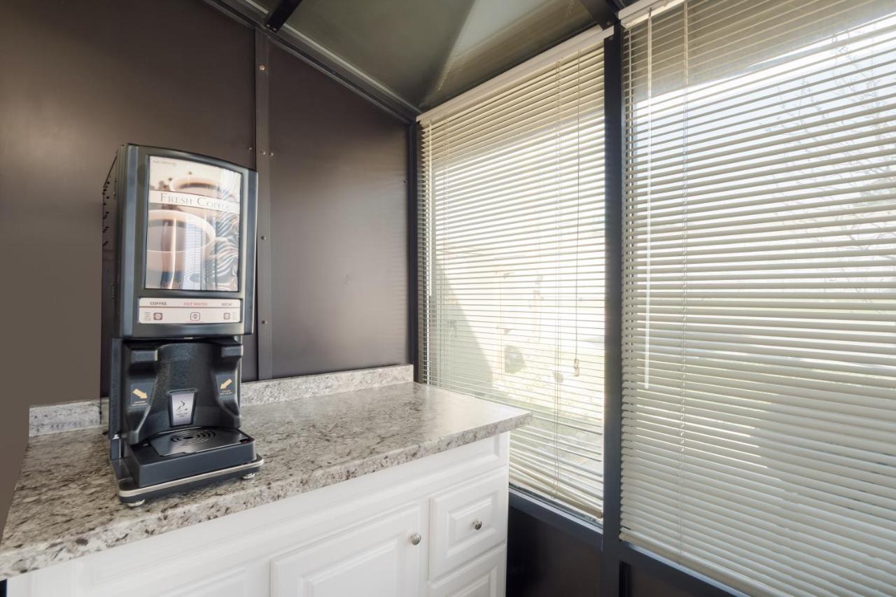 Rodeway Inn Augusta West - Fort Eisenhower エクステリア 写真